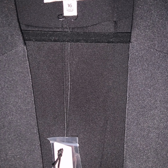 NWT Chico’s black fully lined blazer, fabulous quality. - Picture 6 of 7